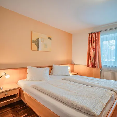 Haus Christine Apartament *