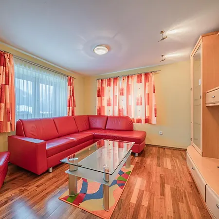 Haus Christine Apartament *