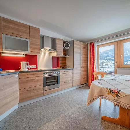 Haus Christine Apartament *